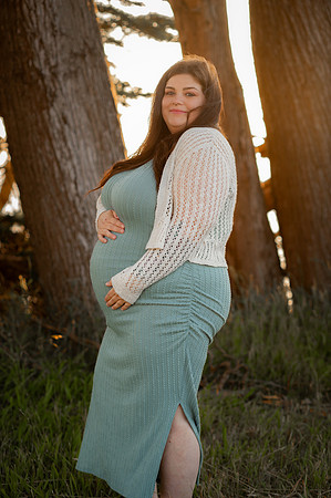 Jennifer&HunterMaternity-088