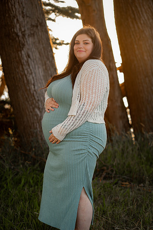 Jennifer&HunterMaternity-089