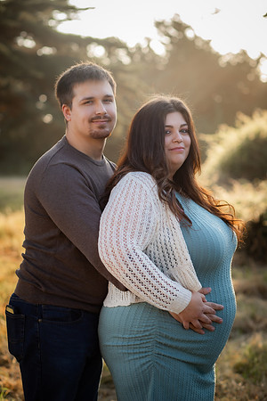 Jennifer&HunterMaternity-007