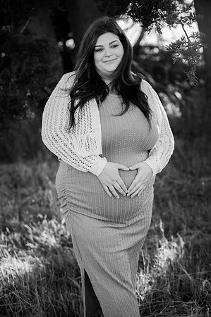 Jennifer&HunterMaternity-133