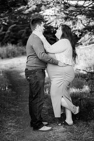 Jennifer&HunterMaternity-140