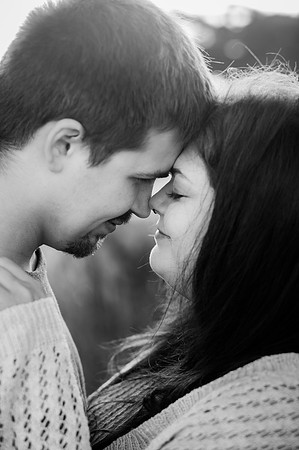 Jennifer&HunterMaternity-117