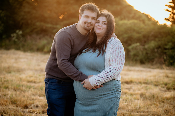 Jennifer&HunterMaternity-203