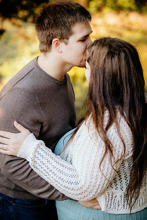 Jennifer&HunterMaternity-154