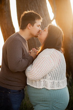 Jennifer&HunterMaternity-085