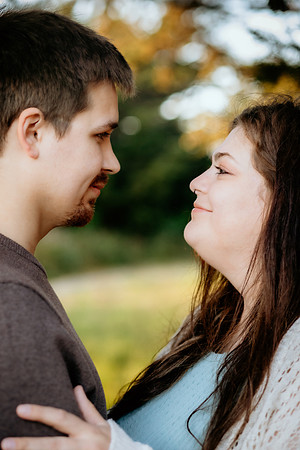Jennifer&HunterMaternity-151