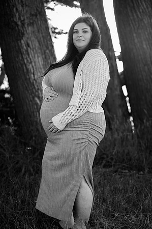 Jennifer&HunterMaternity-090