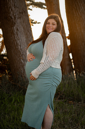 Jennifer&HunterMaternity-092