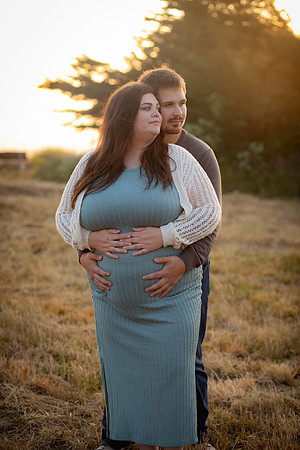 Jennifer&HunterMaternity-182