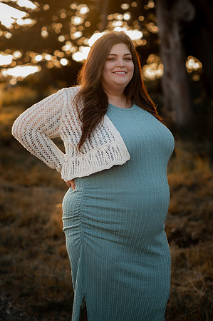 Jennifer&HunterMaternity-067