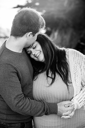 Jennifer&HunterMaternity-125
