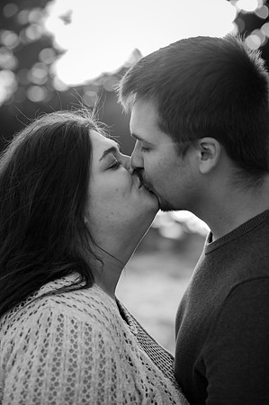 Jennifer&HunterMaternity-029