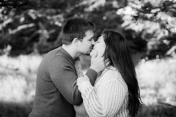 Jennifer&HunterMaternity-144