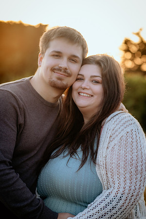 Jennifer&HunterMaternity-201