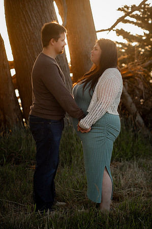 Jennifer&HunterMaternity-079