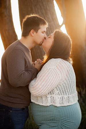 Jennifer&HunterMaternity-087