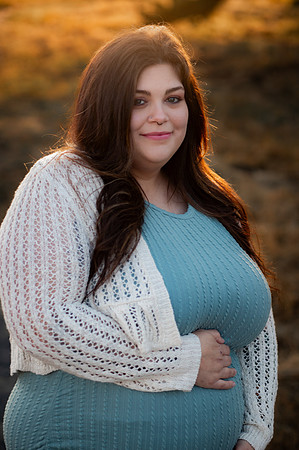 Jennifer&HunterMaternity-071