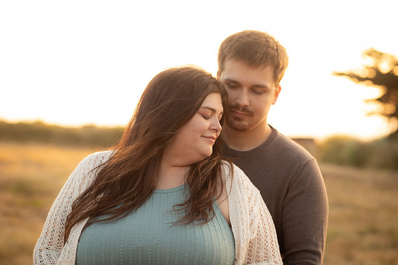 Jennifer&HunterMaternity-191