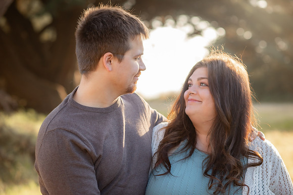 Jennifer&HunterMaternity-005