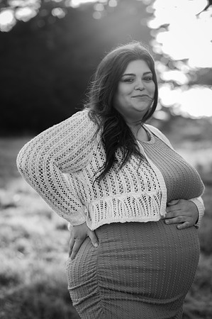 Jennifer&HunterMaternity-042