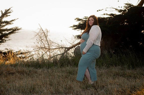 Jennifer&HunterMaternity-095
